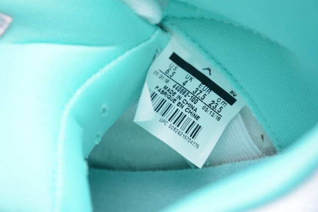 440892-100 GS Jordan Light Aqua Air 5 0714